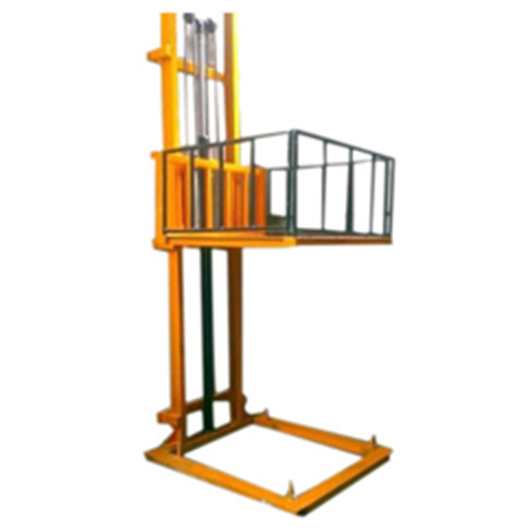 Single-track freightelevator