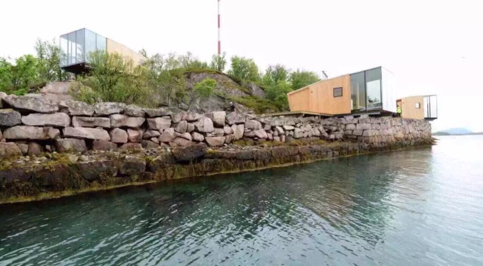 Modular Waterfront Vacation Hotel Case Study: Compact Resort Cabins Built for Coastal Living