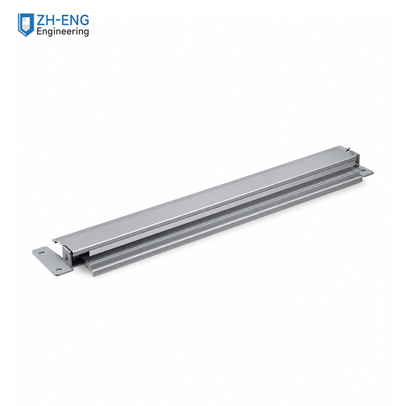 Side-opening double-fold car/landing door sill