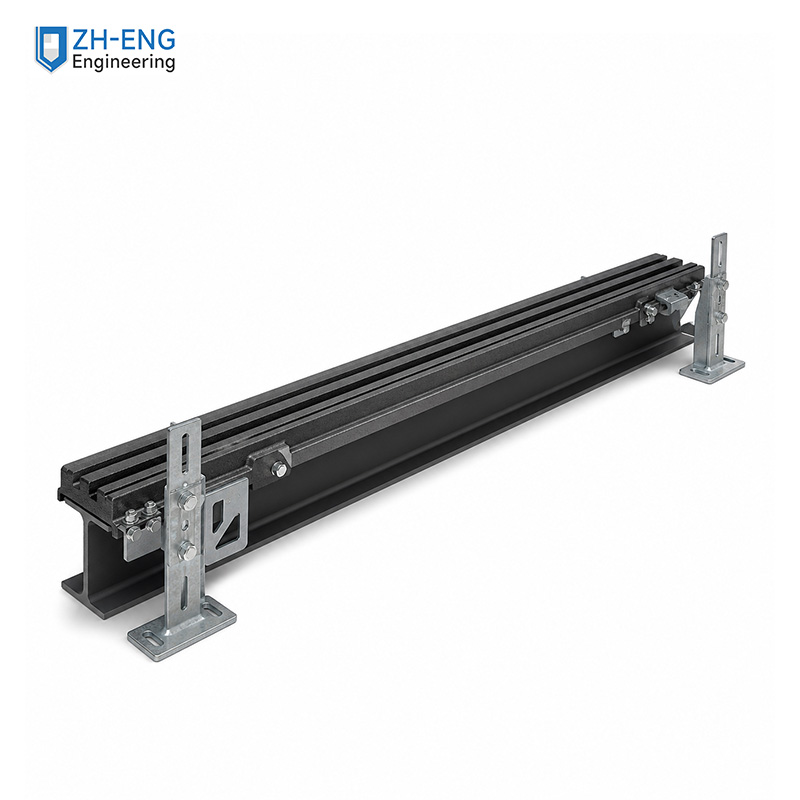 Side-opening double-fold/center-parting double-fold landing sill bracket assembly